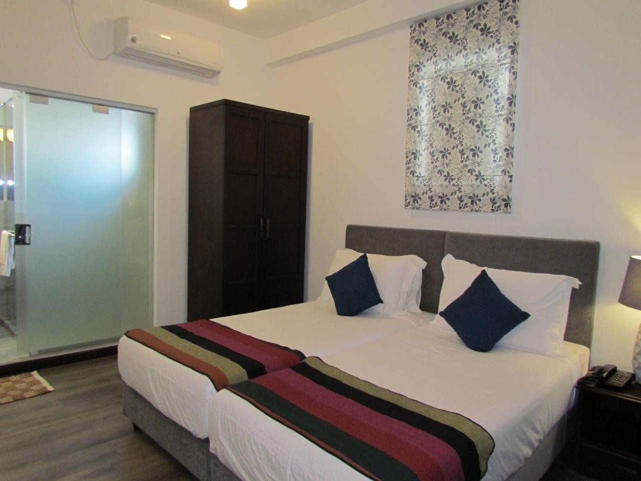Kmc Villa Dehiwala-Mount Lavinia Zewnętrze zdjęcie